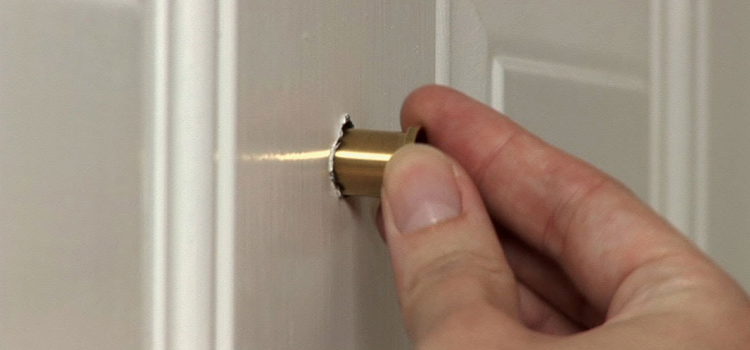peephole door repair in Woodridge