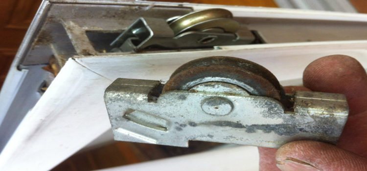 screen door roller repair in Naperville, Illinois